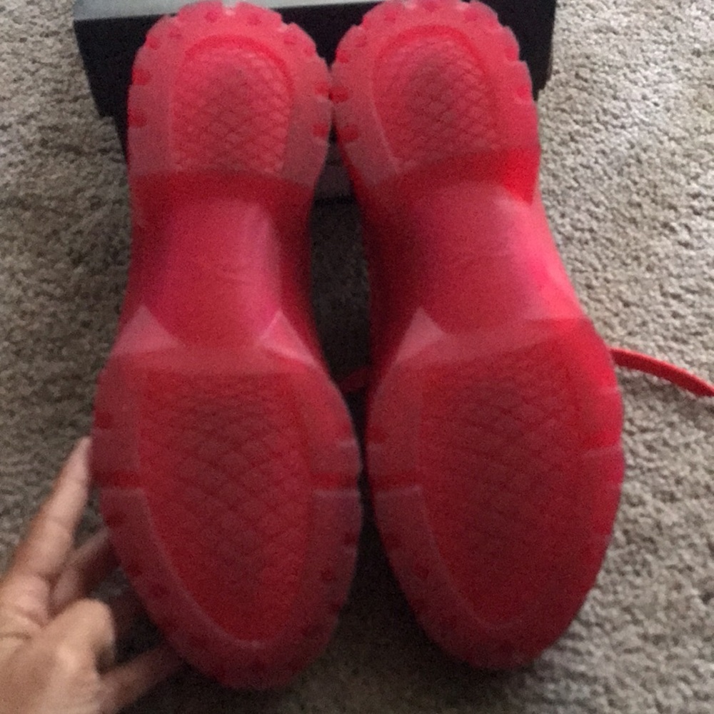 Cardi B Red Reebox - Picture 5 of 5